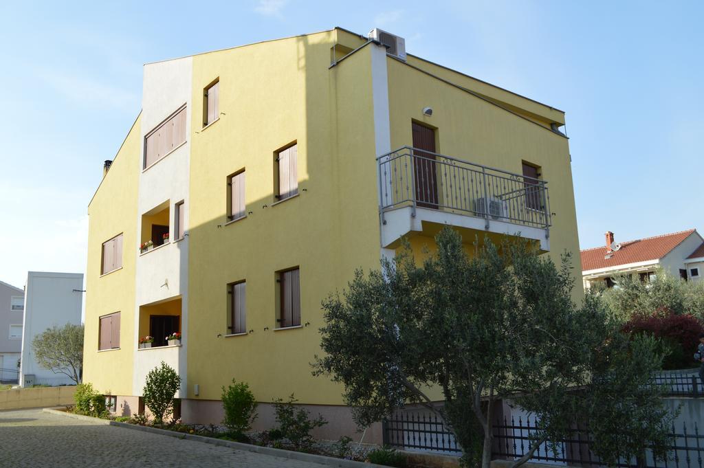 Apartments Vacanza *
